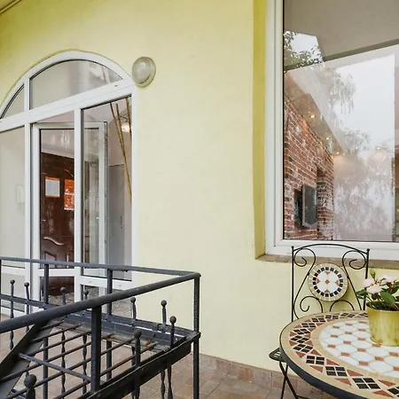Apartment Modern Lubicz By Renters Krakow