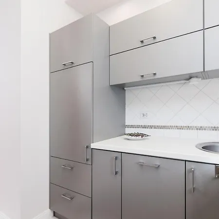 Modern Lubicz By Renters Apartment Krakow