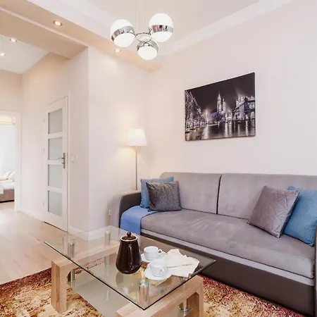 Modern Lubicz By Renters Apartment Krakow