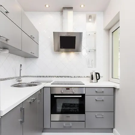 Modern Lubicz By Renters *